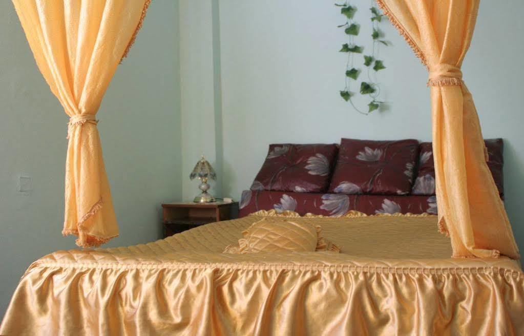 Guest House Edelvais Dve Mogili Exterior photo